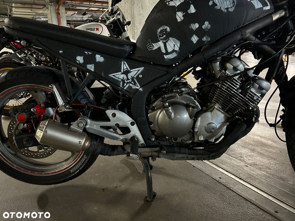 Yamaha XJ - 3