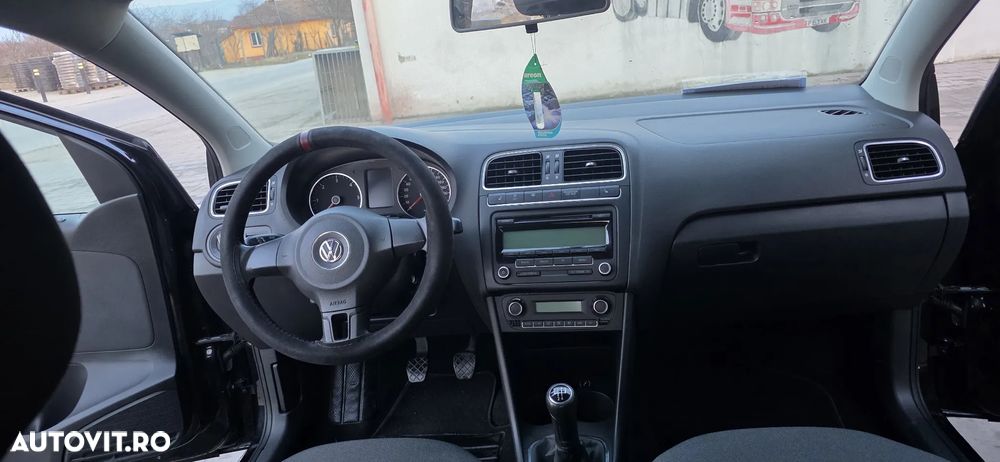 Volkswagen Polo 1.6 TDI Trendline - 6
