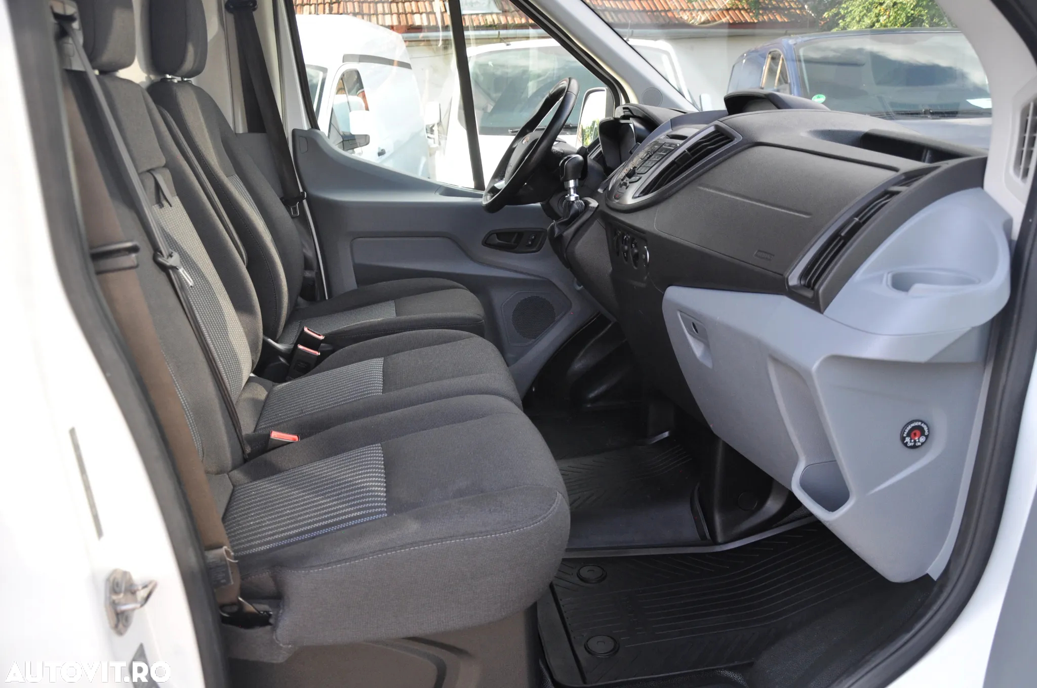 Ford Transit L2H2 Van - 12
