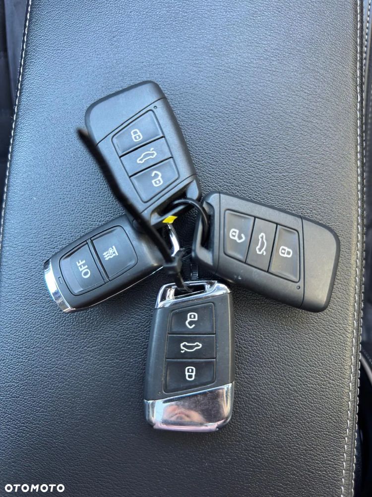 Skoda Superb 2.0 TDI SCR 4x4 Scout DSG - 12