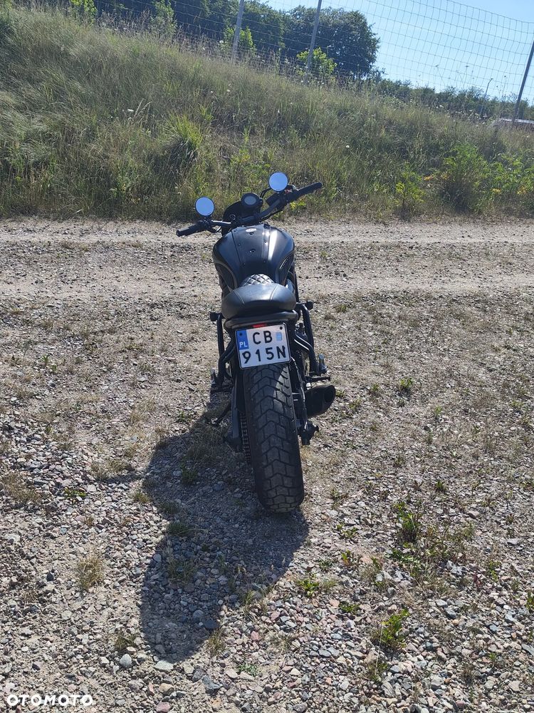 Yamaha XSR - 4