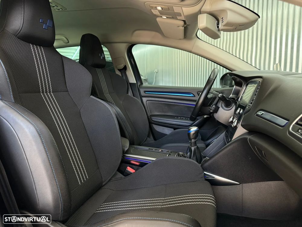 Renault Mégane Sport Tourer 1.5 dCi GT Line - 24