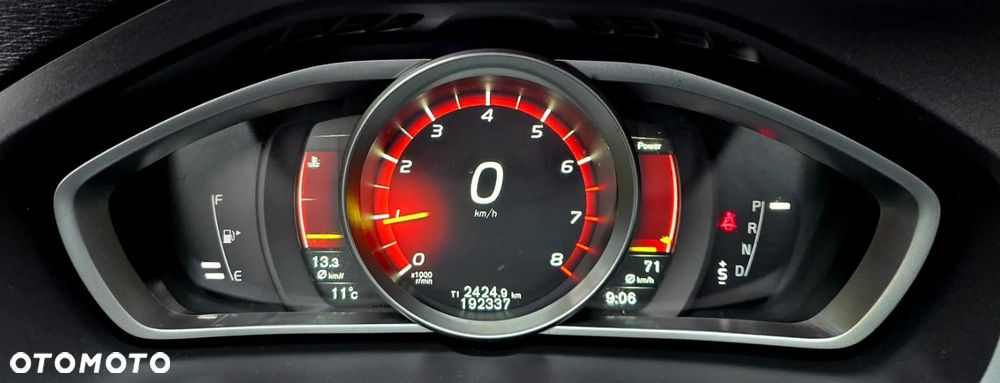 Volvo V40 T3 Drive-E Momentum - 6