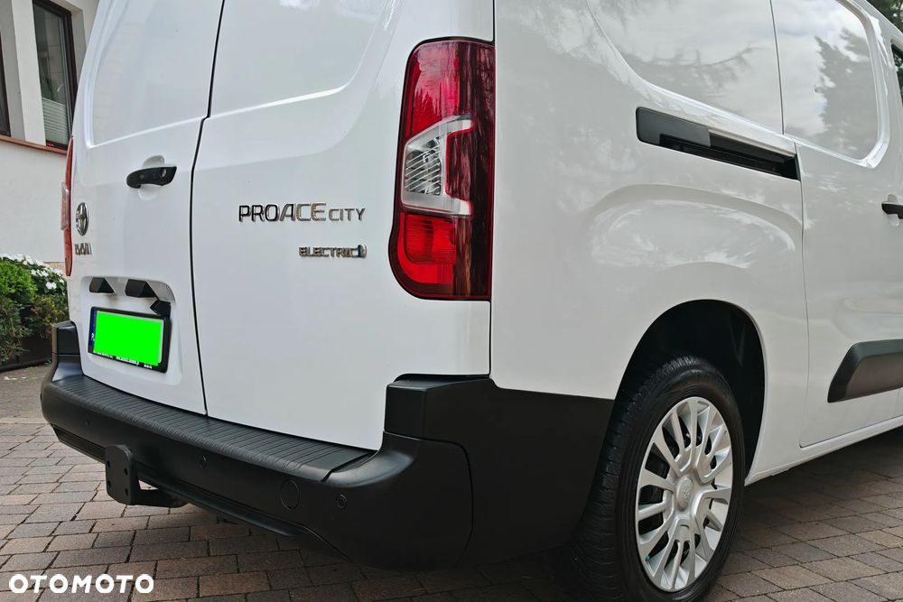 Toyota Proace City - 38
