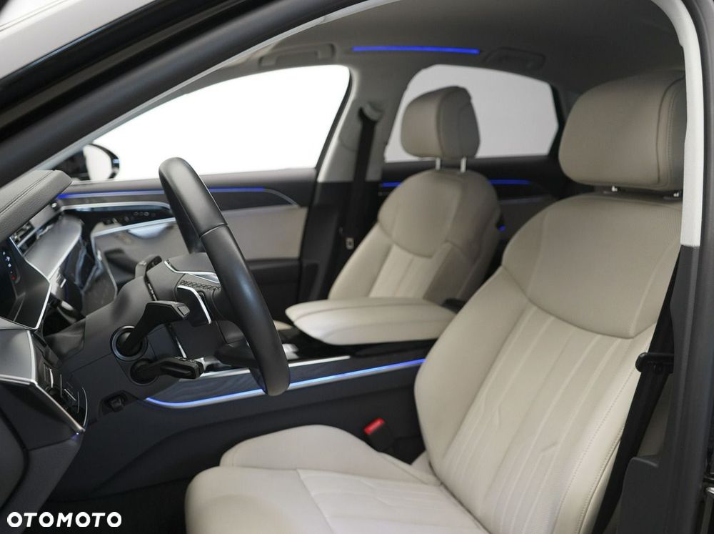 Audi A8 - 17