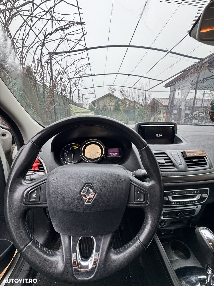 Renault Megane 1.5 dCi EDC Olympic - 13