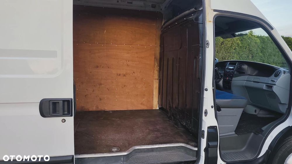 Iveco Daily 40C15 - 15