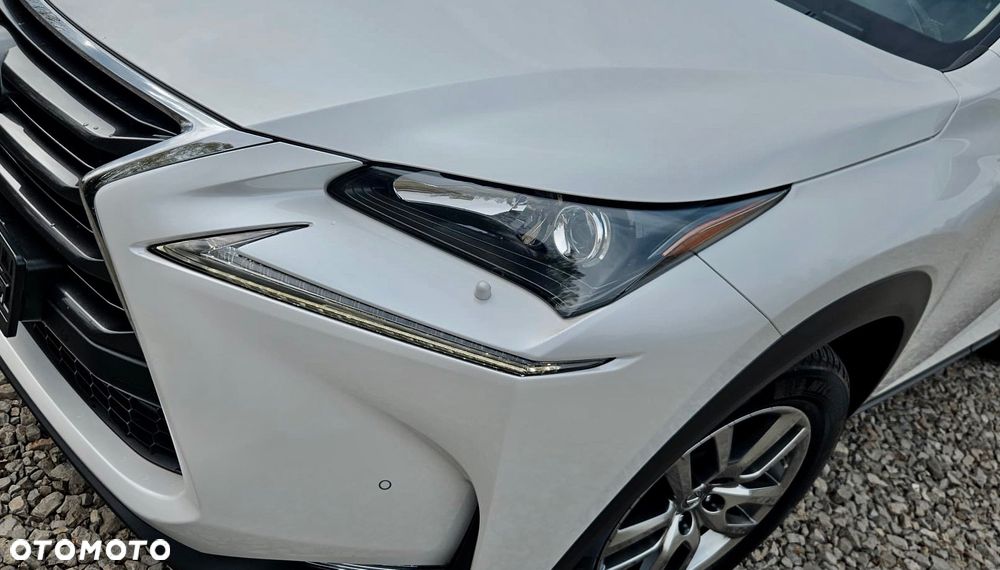 Lexus NX 300h Executive Line - 9