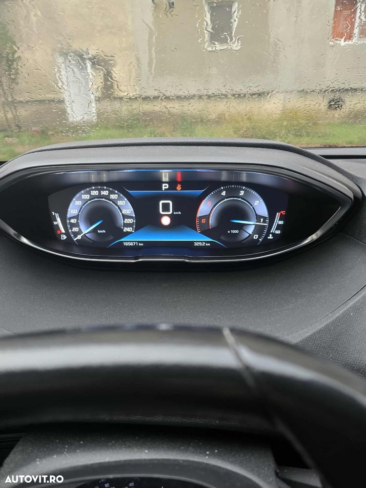 Peugeot 3008 1.5 BlueHDI 130 EAT8 Active Pack - 1