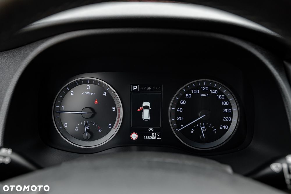 Hyundai Tucson 2.0 CRDi Premium 4WD - 30
