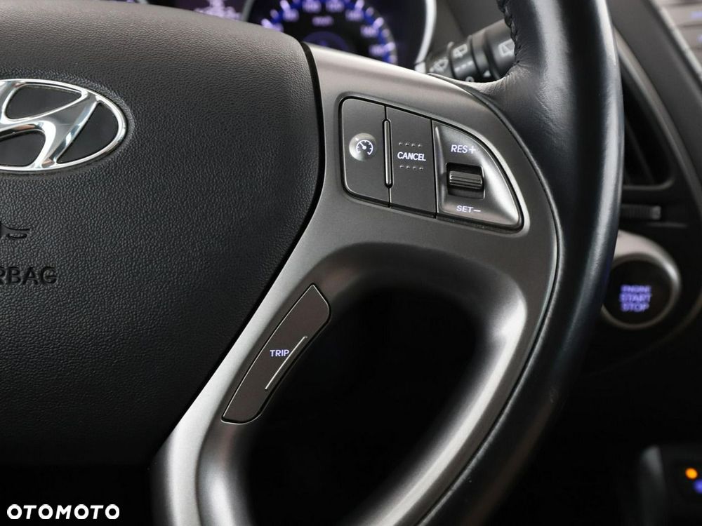 Hyundai ix35 1.6 2WD Fifa World Cup Edition - 31