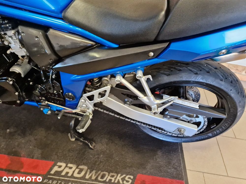 Suzuki Bandit - 22