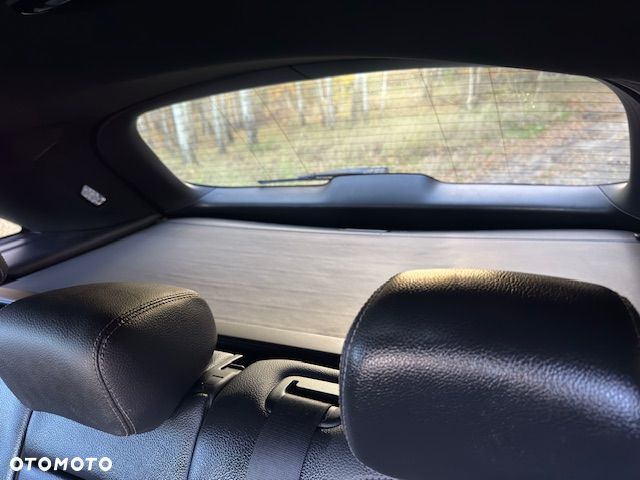 Mercedes-Benz GLC - 36