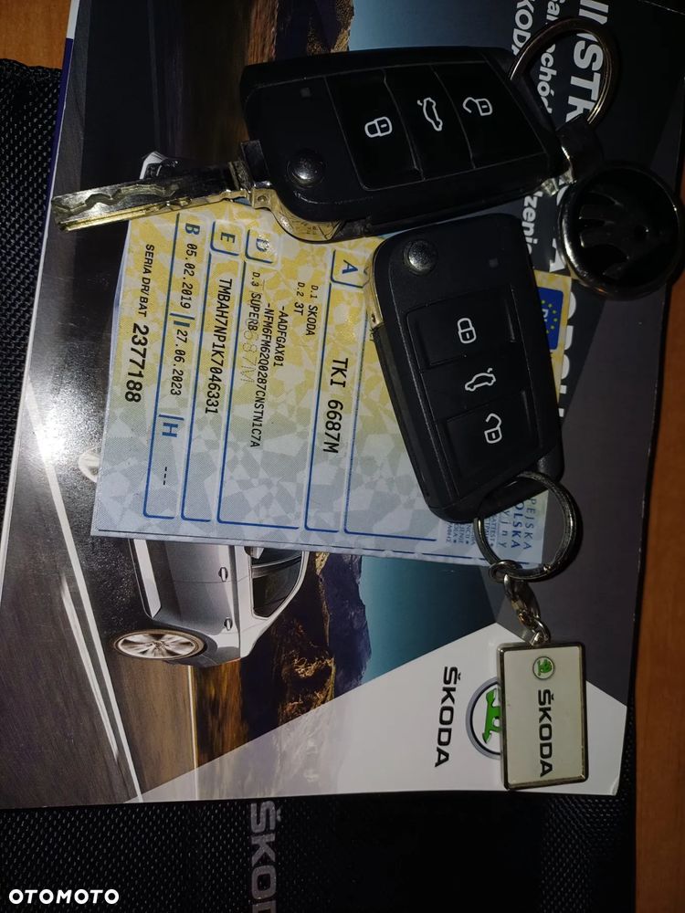 Skoda Superb 2.0 TDI Ambition - 40