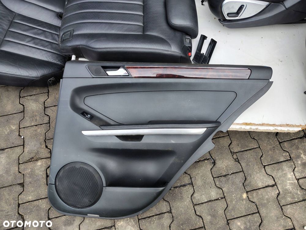 FOTEL FOTELE KANAPA BOCZKI CZARNA SKÓRA KOMPLET MERCEDES ML W164 - 11