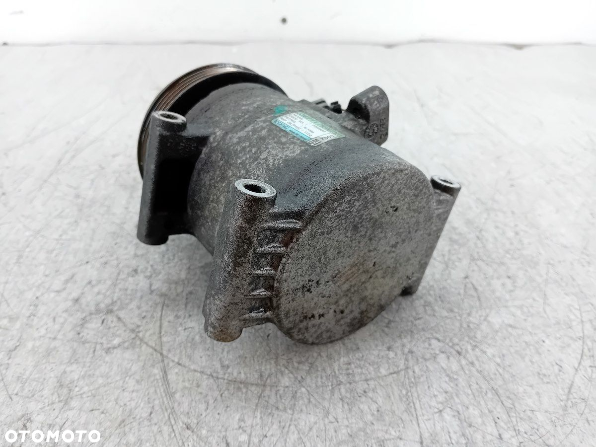 POMPA, SPRĘŻARKA KLIMATYZACJI CHEVROLET SPARK II 95967303 1.2 16V - 3