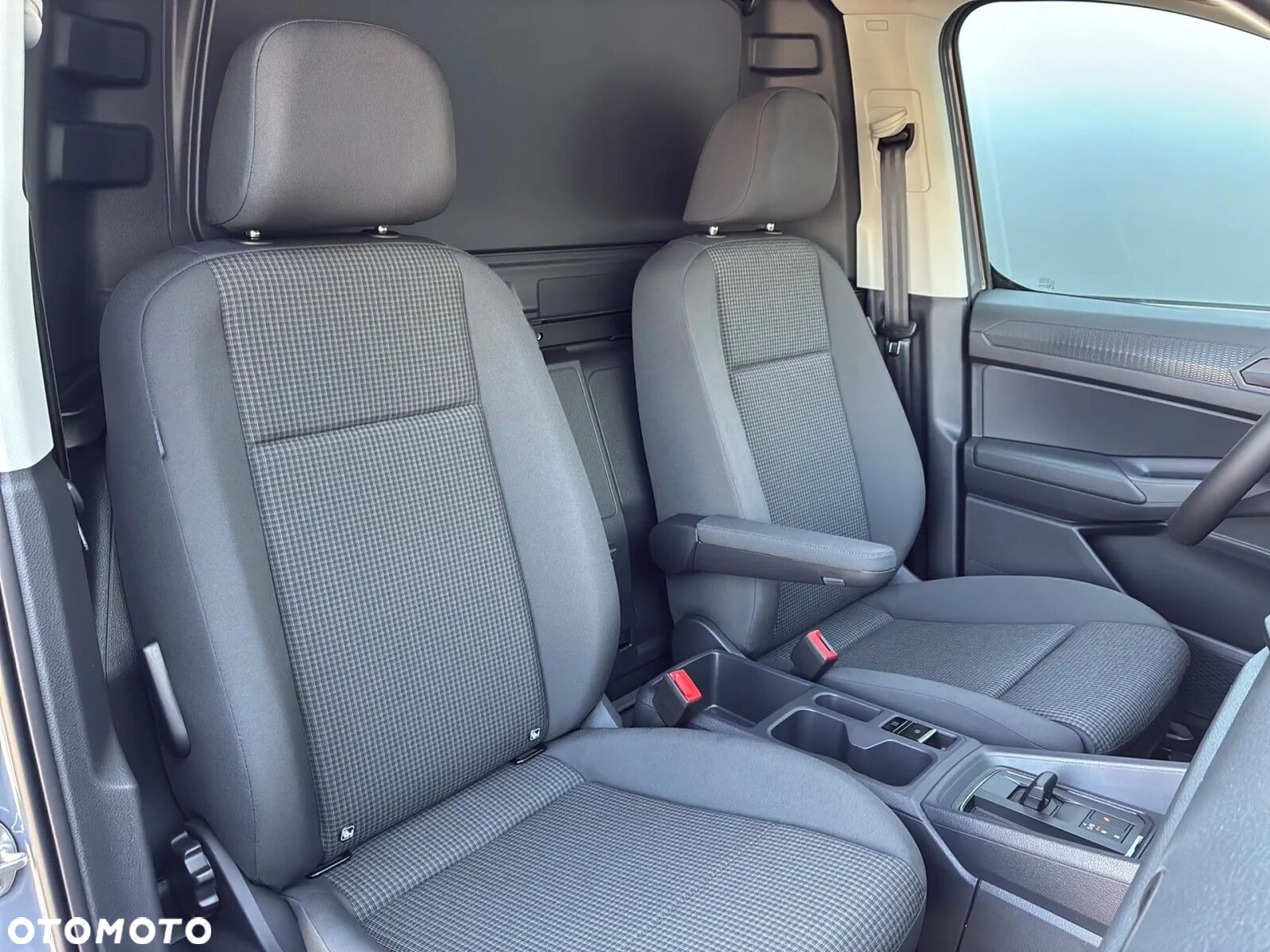 Volkswagen Caddy Cargo AUTOMAT 2.0TDI 122KM, Diesel / Swiatła LED - 15