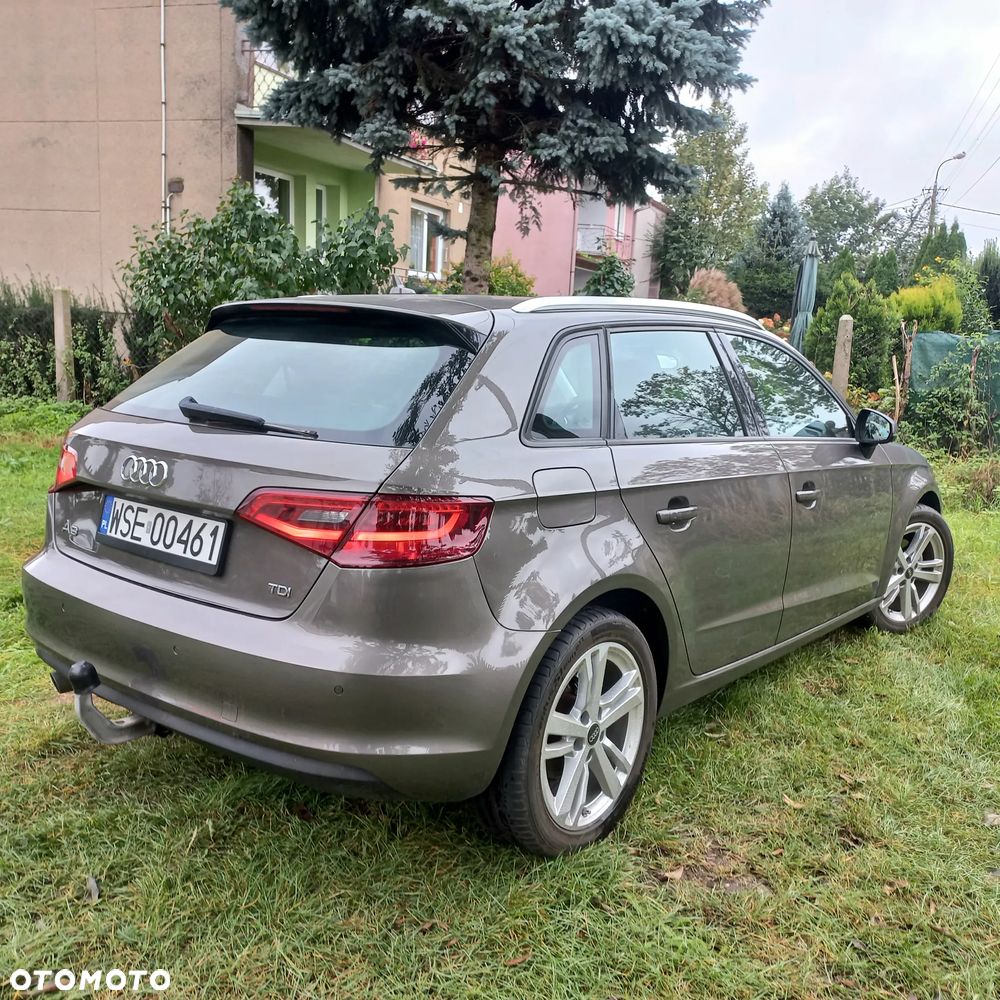Audi A3 Sportback 1.6 TDI clean diesel Ambiente - 13