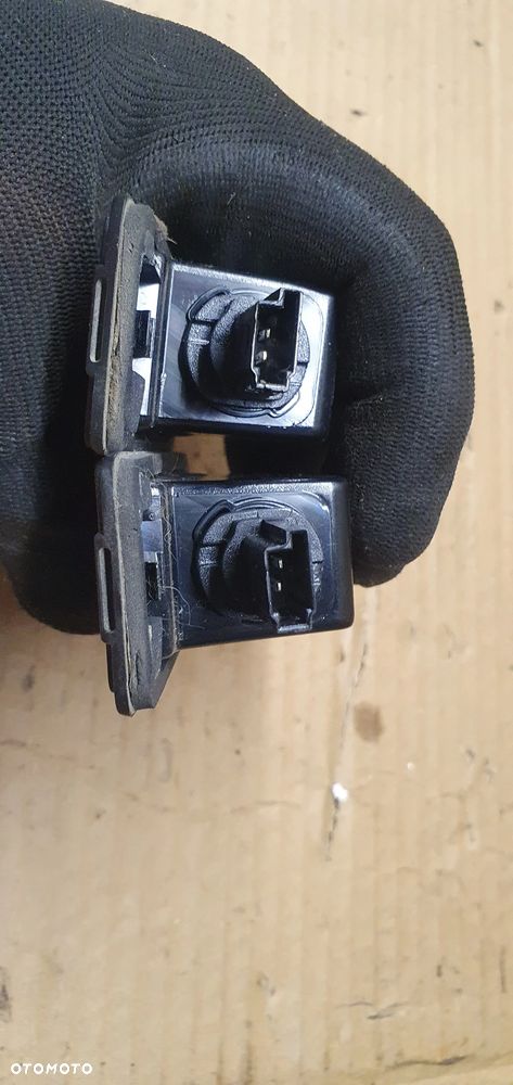 Lampka podświetlenie tablicy rejestracyjnej Opel Zafira C 13578958 - 3