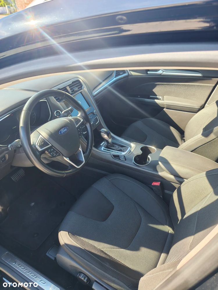 Ford Mondeo - 28