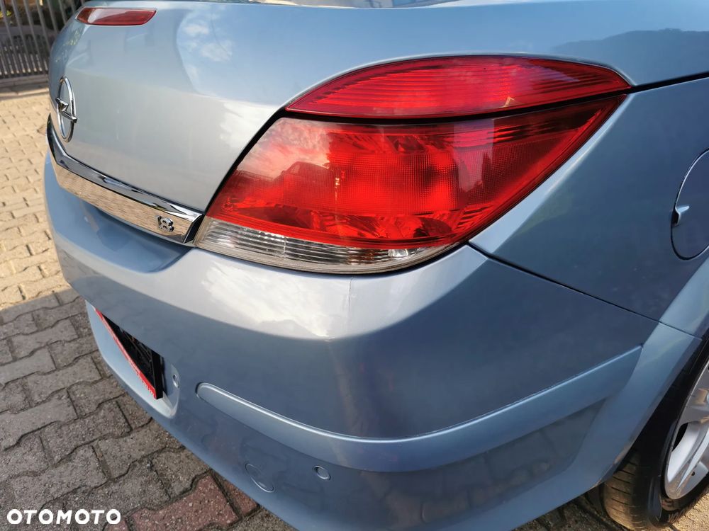 Opel Astra 1.8 Cosmo - 29