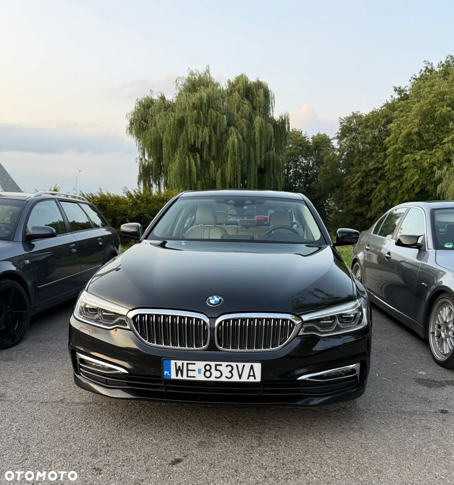 BMW Seria 5 520d xDrive Luxury Line sport - 4