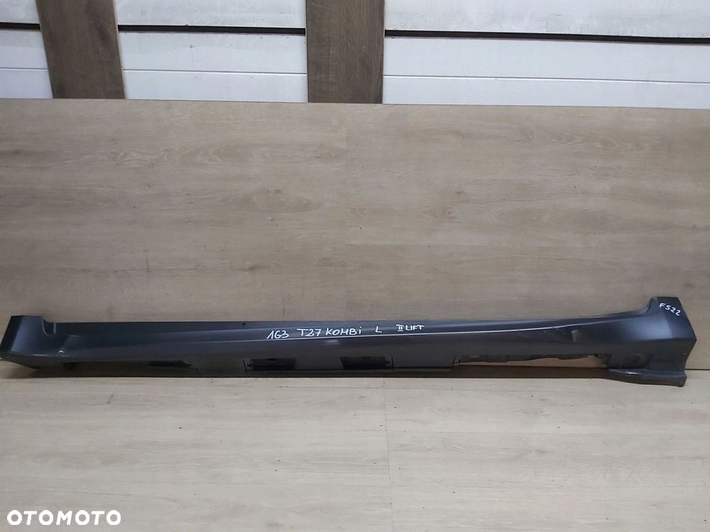 Toyota Avensis T27 LIFT 15 - 18r listwa progowa lewa nakładka progu - 1