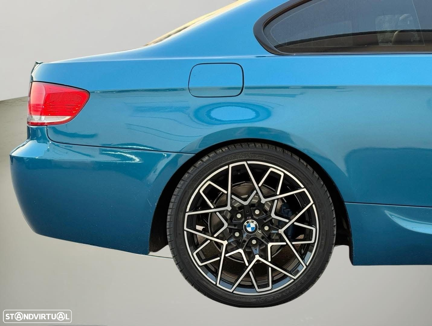 BMW 320 - 18