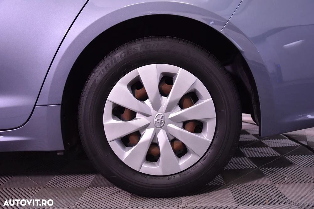 Toyota Corolla 1.8 HSD Business - 13
