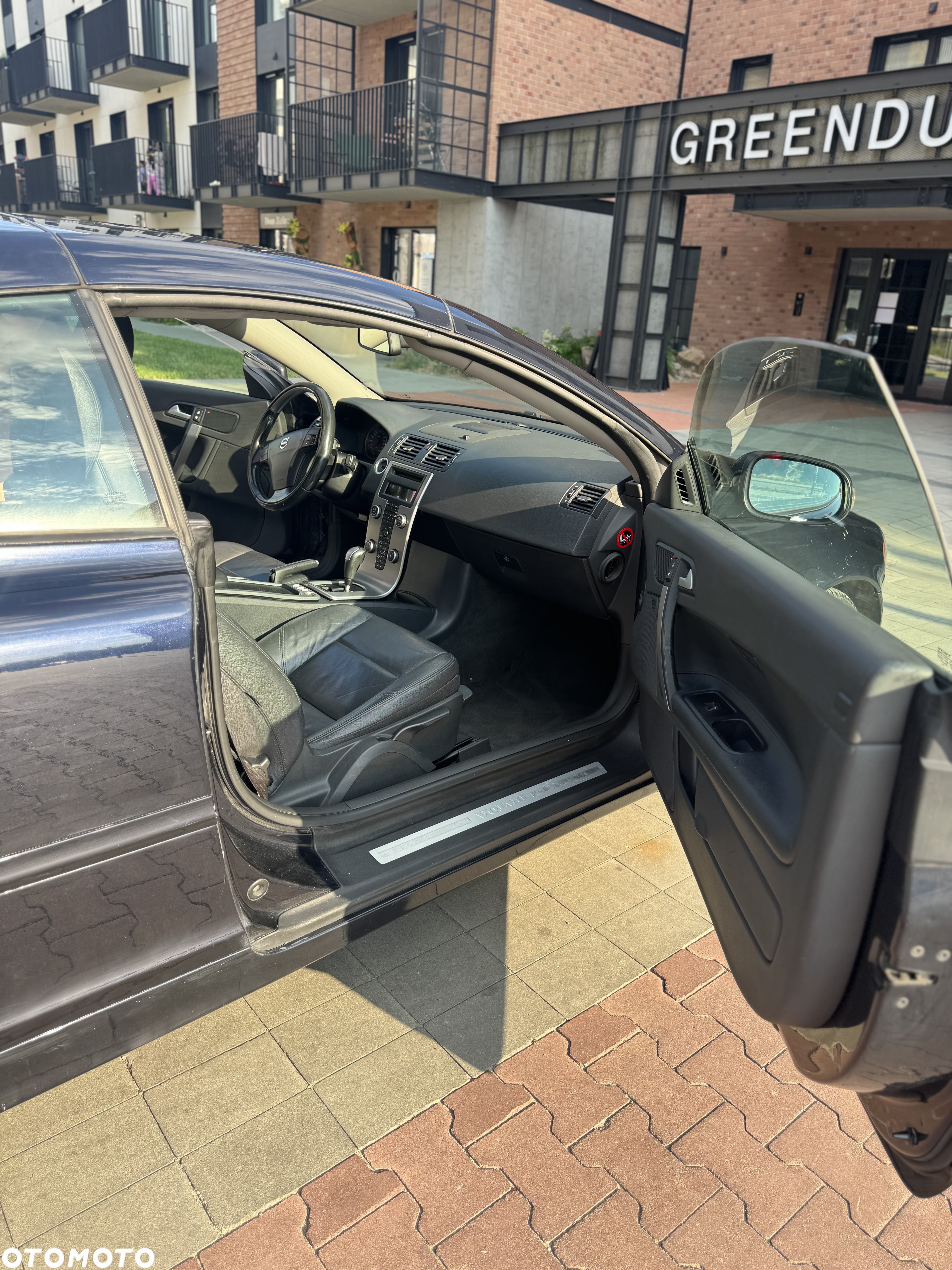 Volvo C70 D5 Momentum - 26