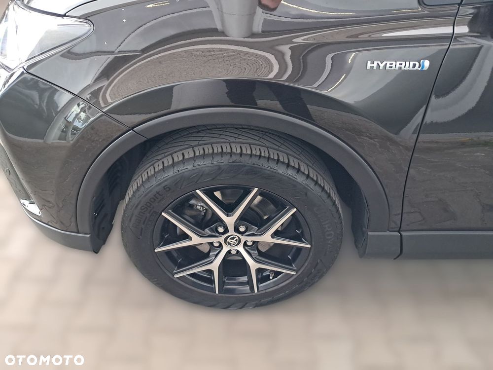 Toyota RAV4 - 10