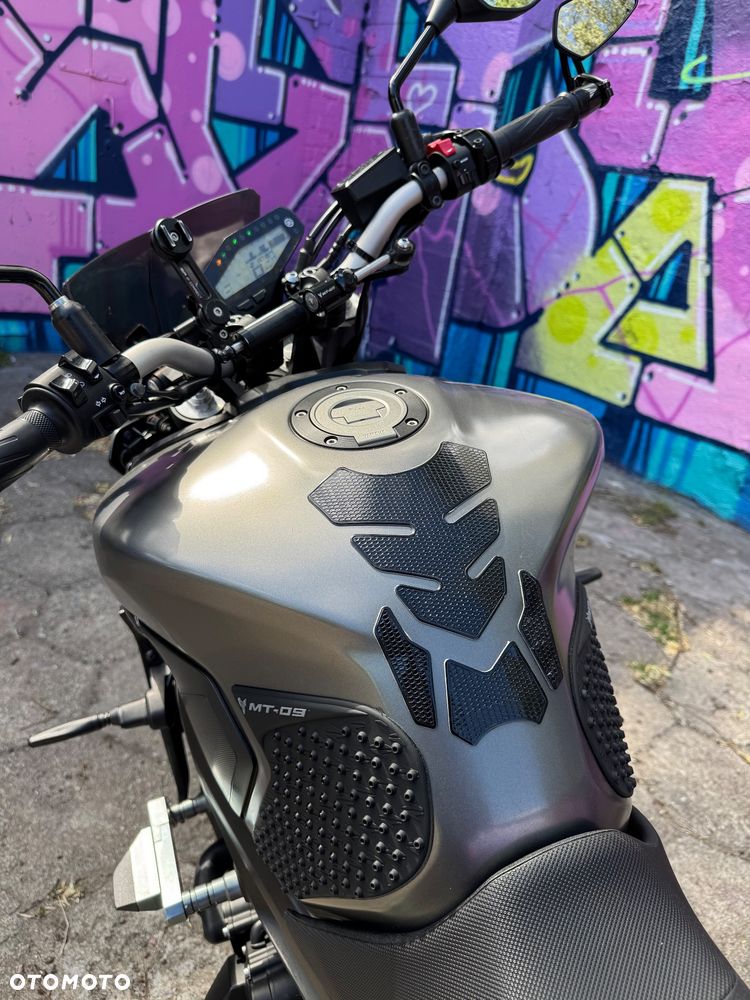Yamaha MT - 11