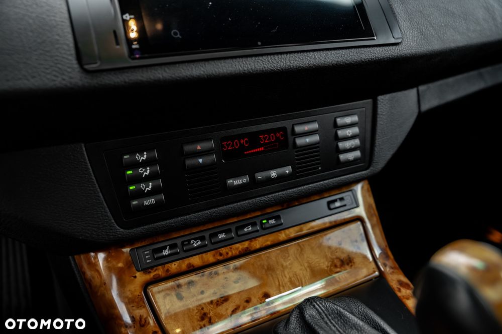 BMW X5 3.0 i - 33