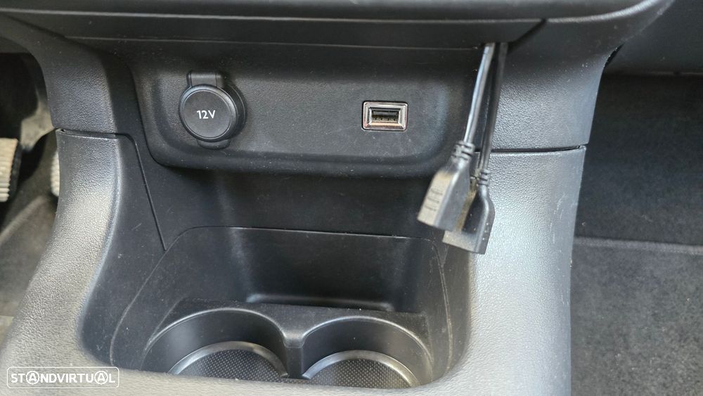 Citroën C3 1.2 PureTech Feel - 32