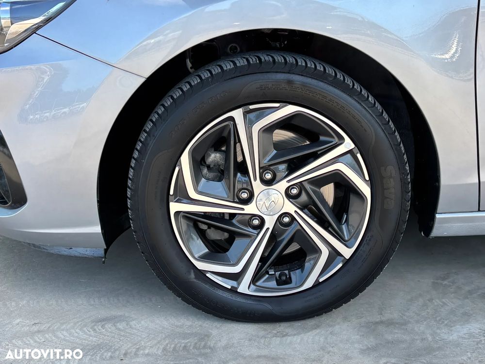 Hyundai i30 1.5 110CP M/T Highway - 13