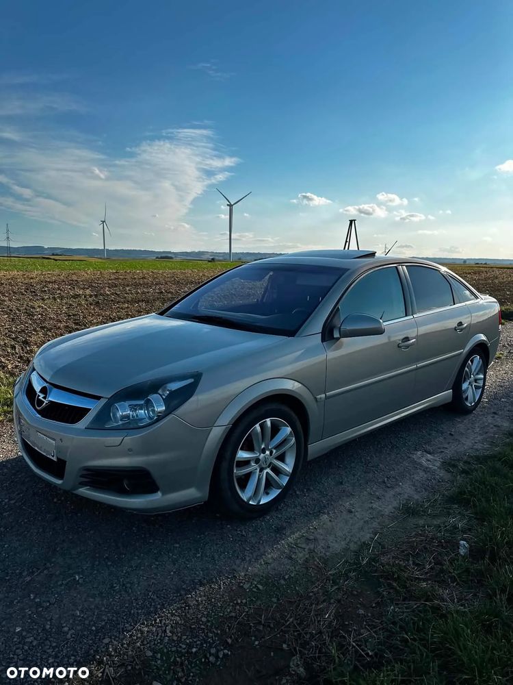 Opel Vectra 2.2 Cosmo - 1