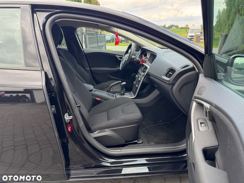 Volvo V40 - 10