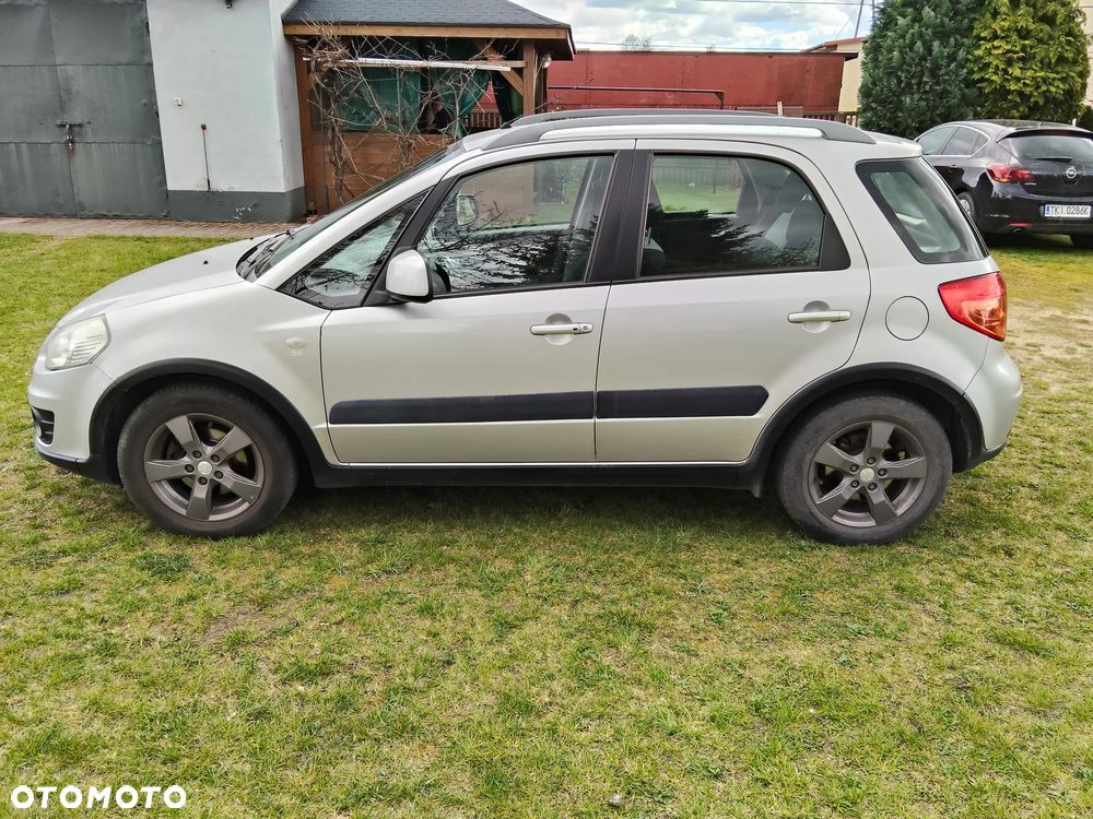 Suzuki SX4 1.6 Comfort - 2