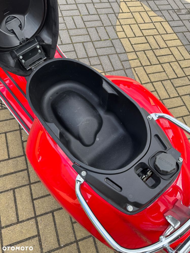 Vespa GTS - 15