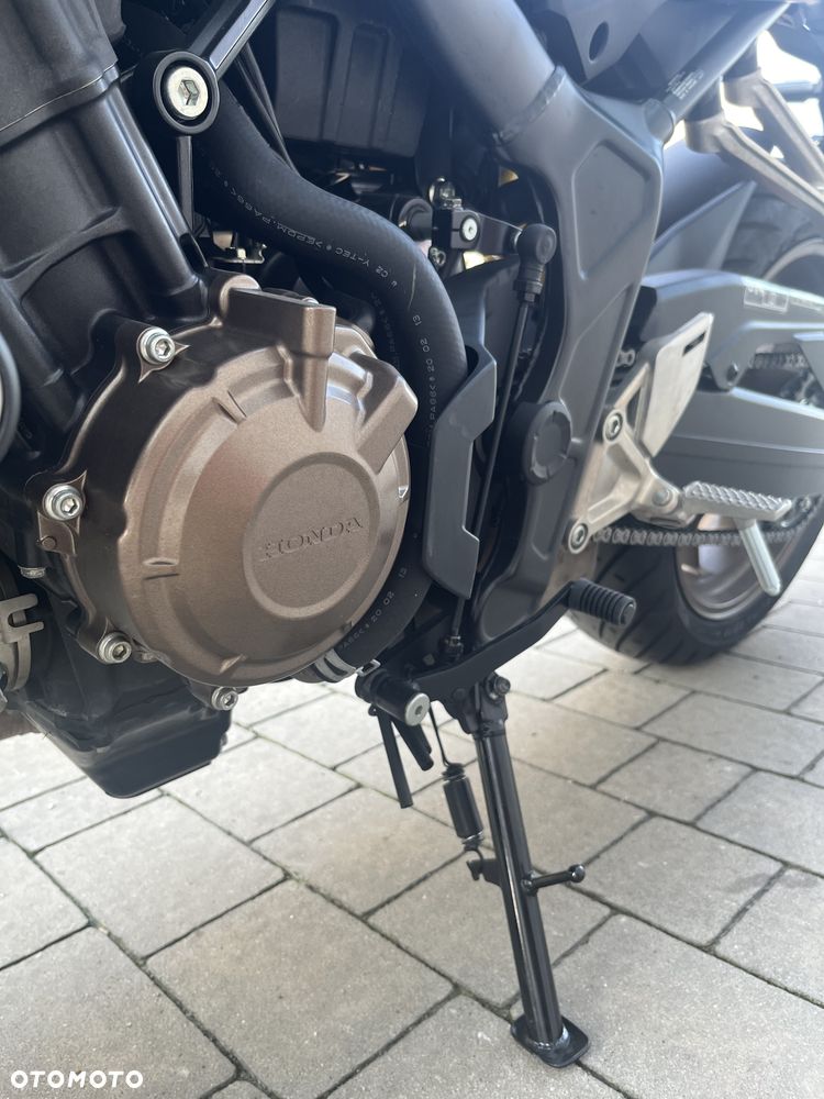 Honda CB - 10