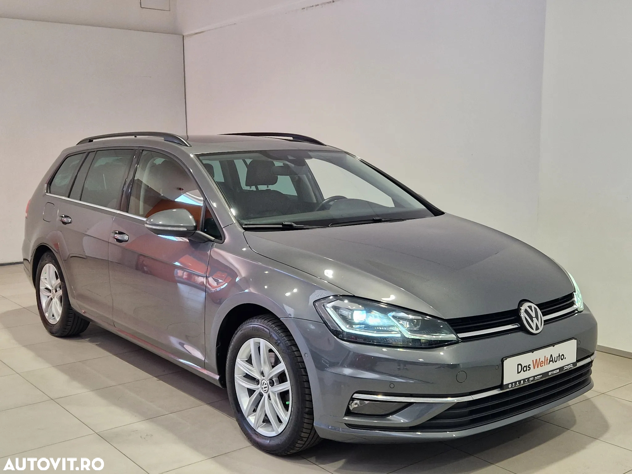 Volkswagen Golf 2.0 TDI DSG Highline - 5