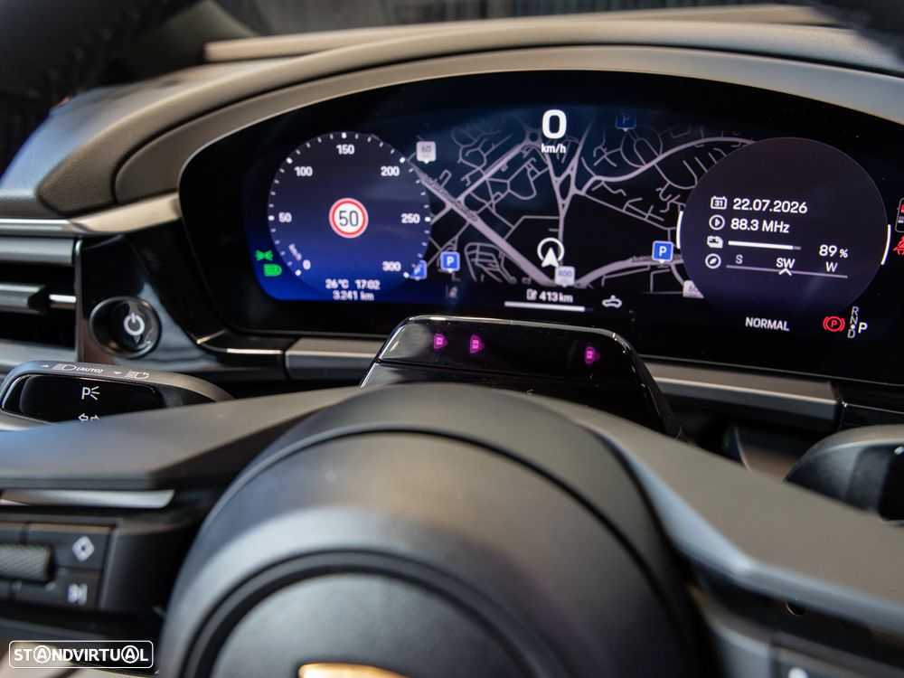 Porsche Macan Electric 4 - 30