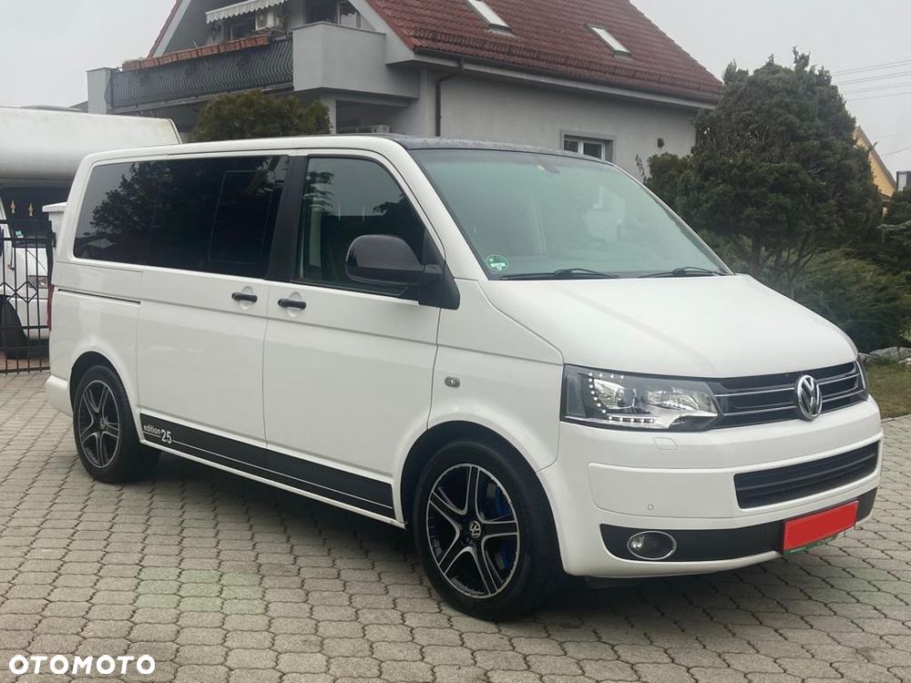 Volkswagen Multivan - 9