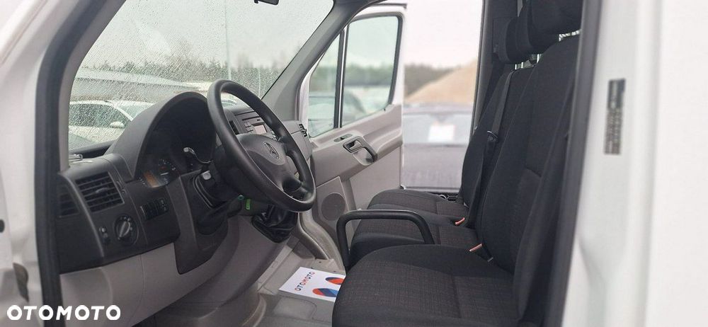 Mercedes-Benz Sprinter - 9