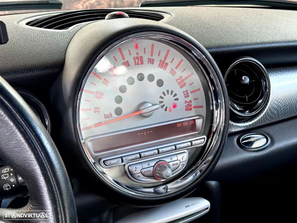 MINI 3 Portas Cooper S - 23