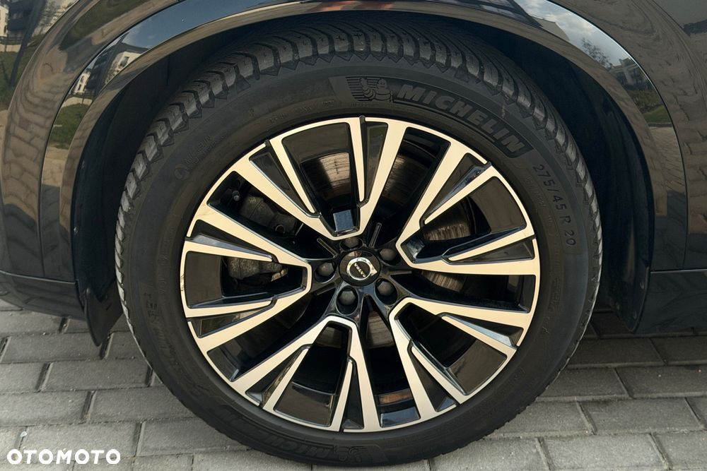 Volvo XC 90 T8 AWD Plug-In Hybrid Ultimate Bright 7os - 32