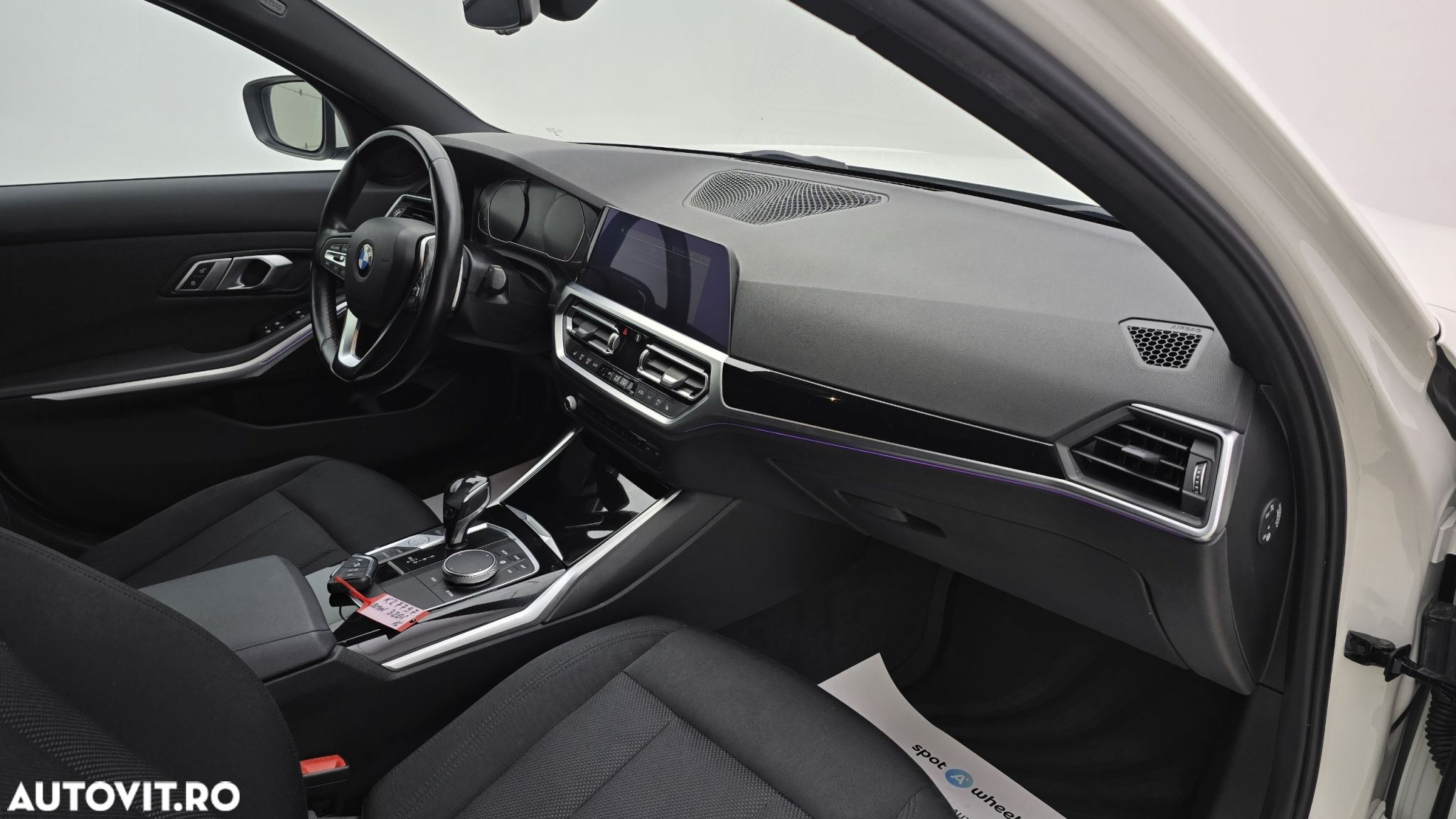 BMW Seria 3 320i AT - 20