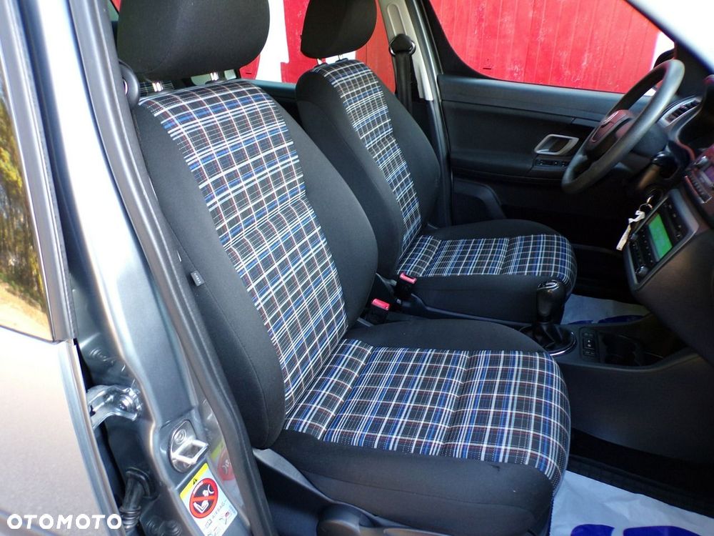 Skoda Roomster - 30