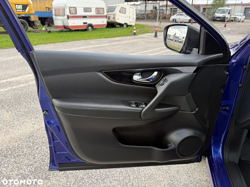 Nissan Qashqai 1.3 DIG-T N-WAY - 27