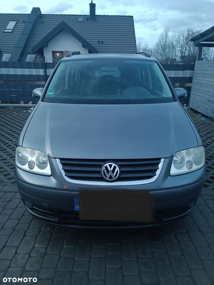 Volkswagen Touran 2.0 TDI DPF Comfortline - 5
